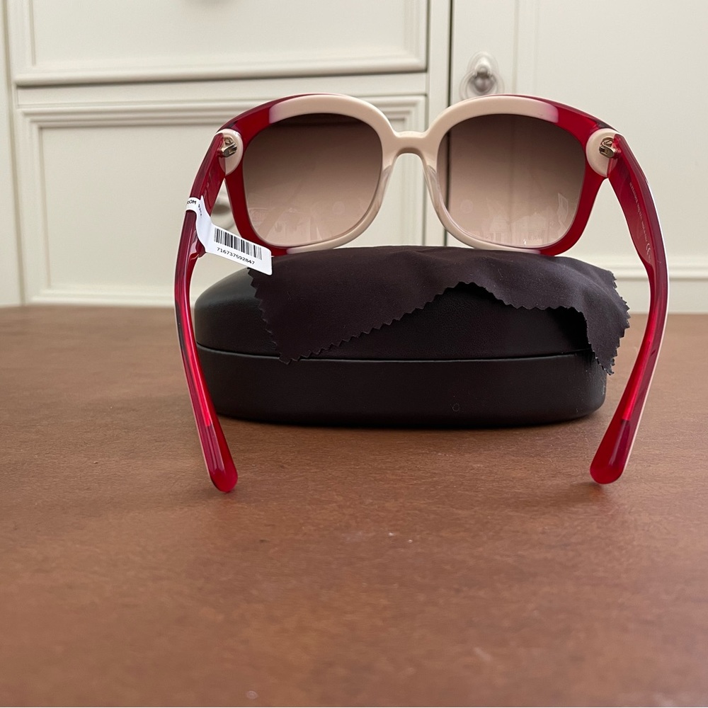 Alexander McQueen oversized sunglasses in creamy white and red NWT πHP x2π - Picture 5 of 7
